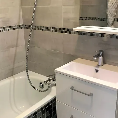 Superbe Terrasse - & A 50m !