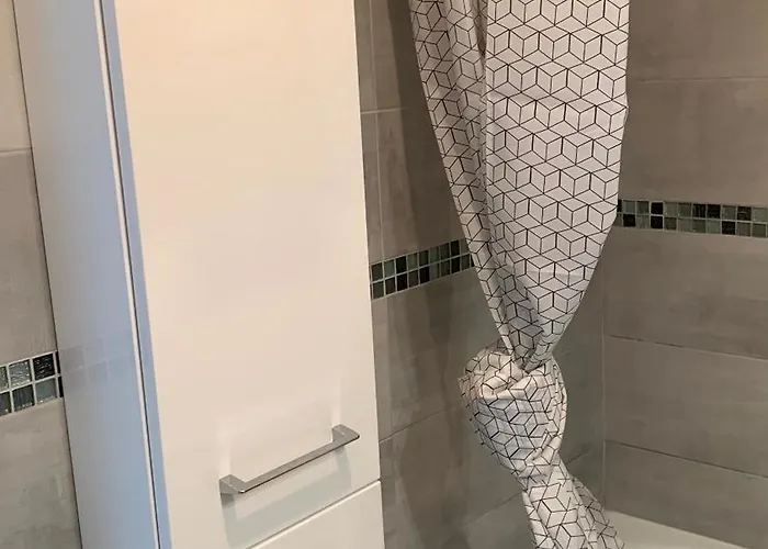 Appartement Superbe Terrasse - & A 50m ! *