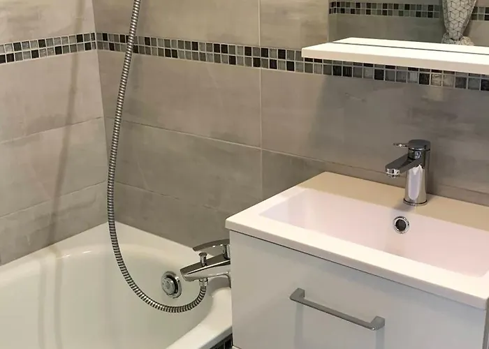 Superbe Terrasse - & A 50m !